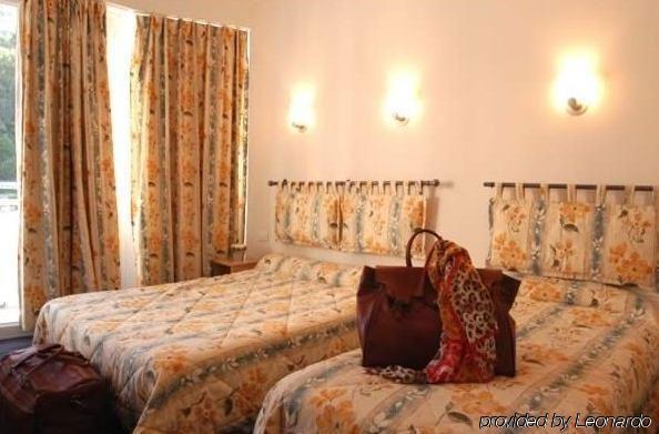 Hotel Esplanade Eden Lourdes Room photo